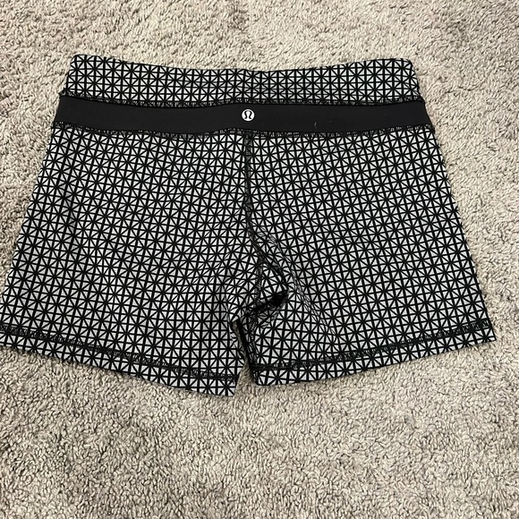 Lululemon biker shorts - Picture 2 of 3